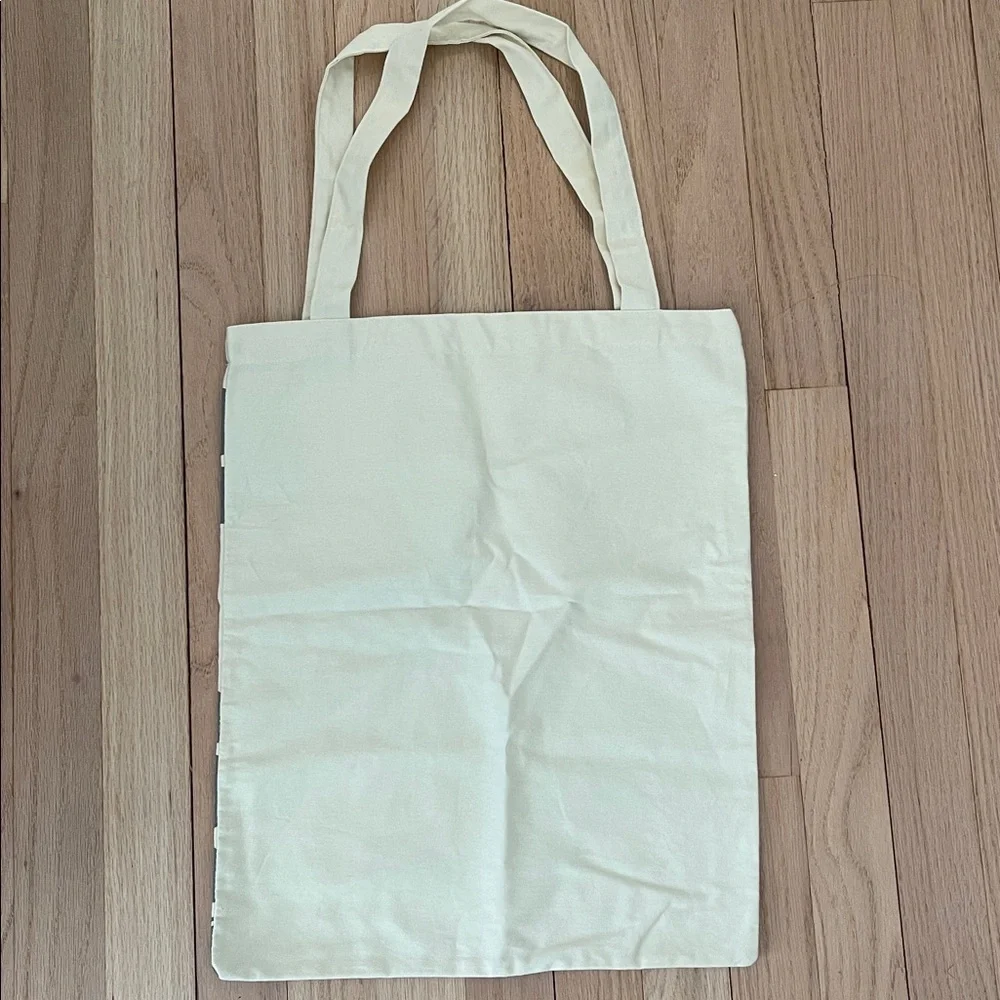 ONCEPT Cream and Black Tote Bag - Picture 3 of 3